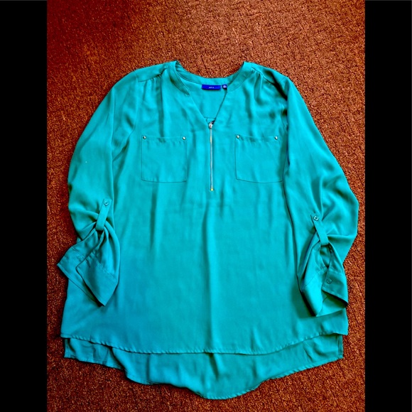 Apt. 9 Tops - This is a very beautiful blouse ex cond gorgeous color